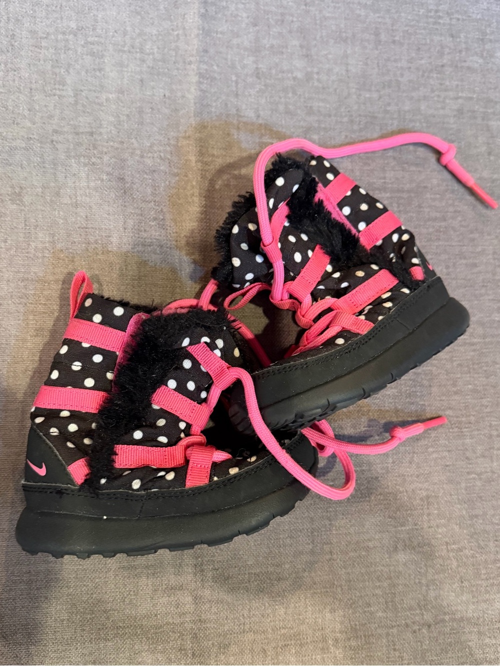 Nike Toddler Black Polka Dot Winter Boots with Pink Accents